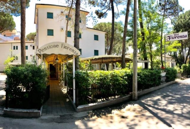Hotel Fiorenza Milano Marittima Exteriör bild