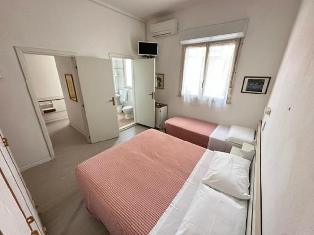 Hotel Fiorenza Milano Marittima Exteriör bild